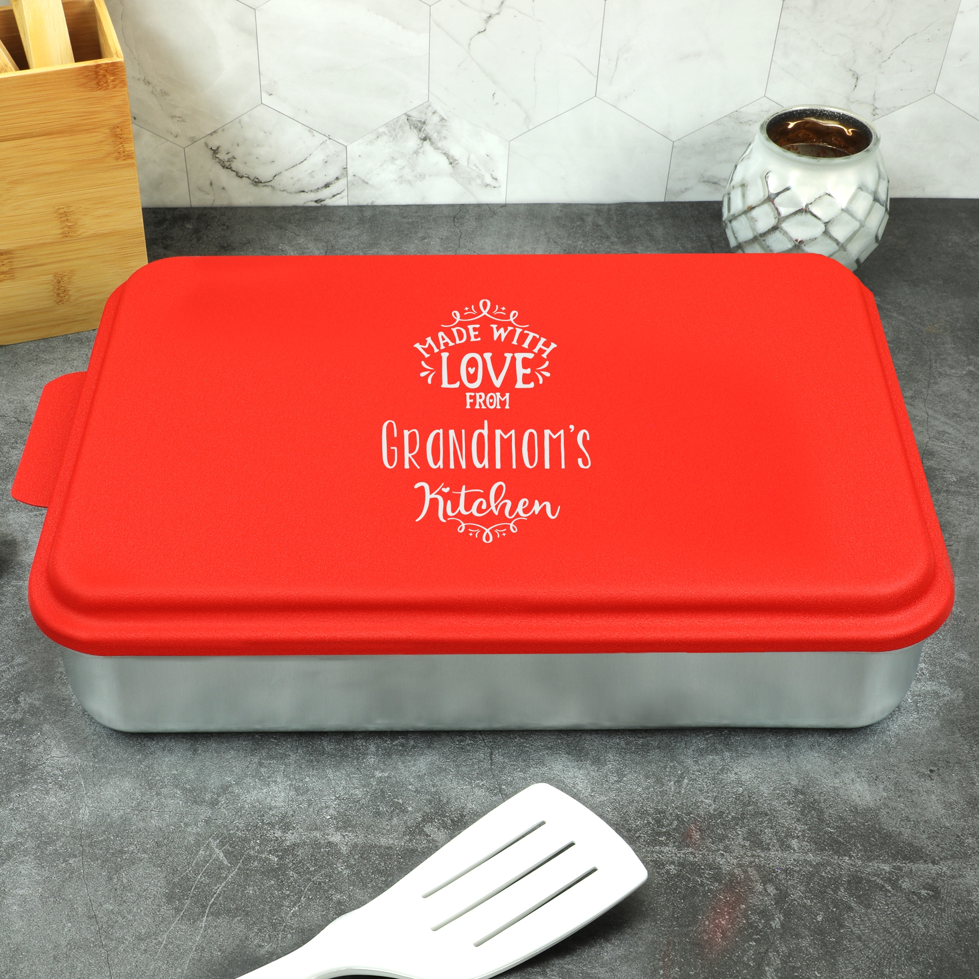 Personalized 13x9 Aluminum Cake Pan With Lid, Engraved Metal Cake