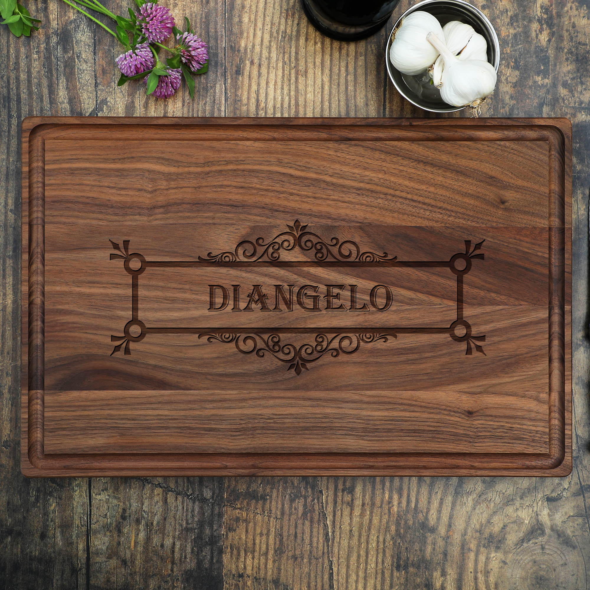 Family Name Personalized Cutting Board - Chic Makings